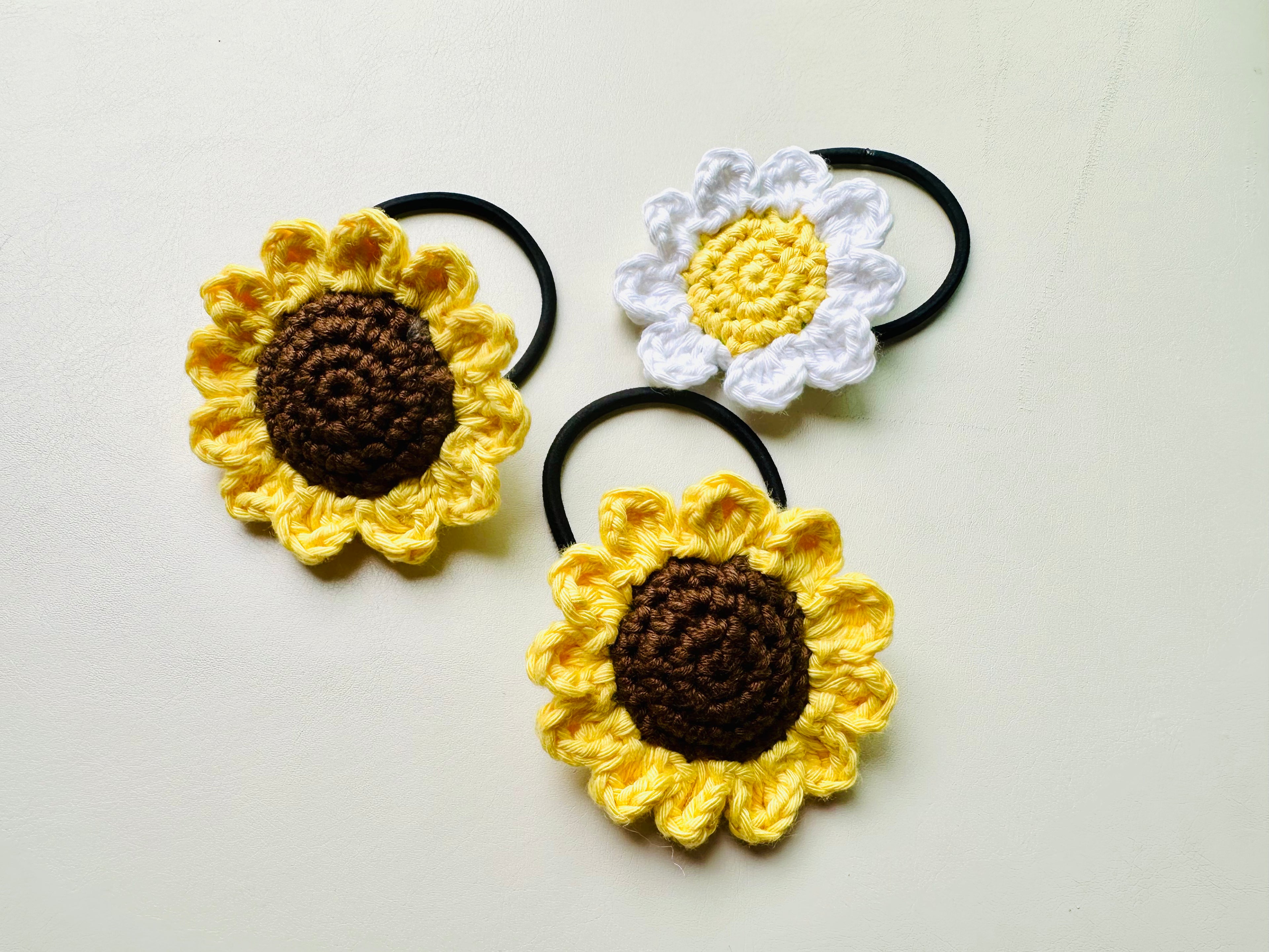 Flower Hair Ring Crochet Pattern