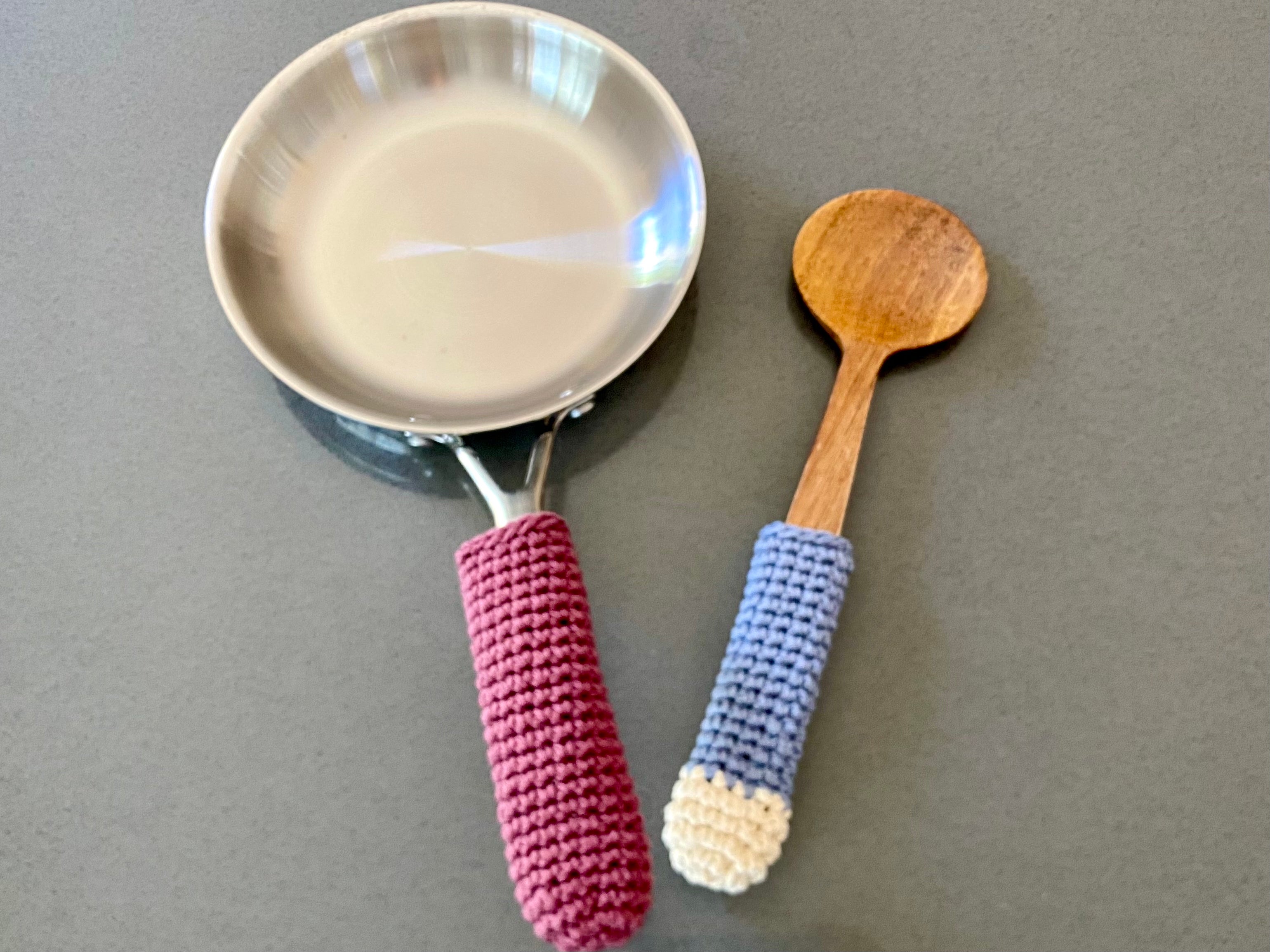 Pan & Spatula Handle  Crochet Pattern with Two Sizes