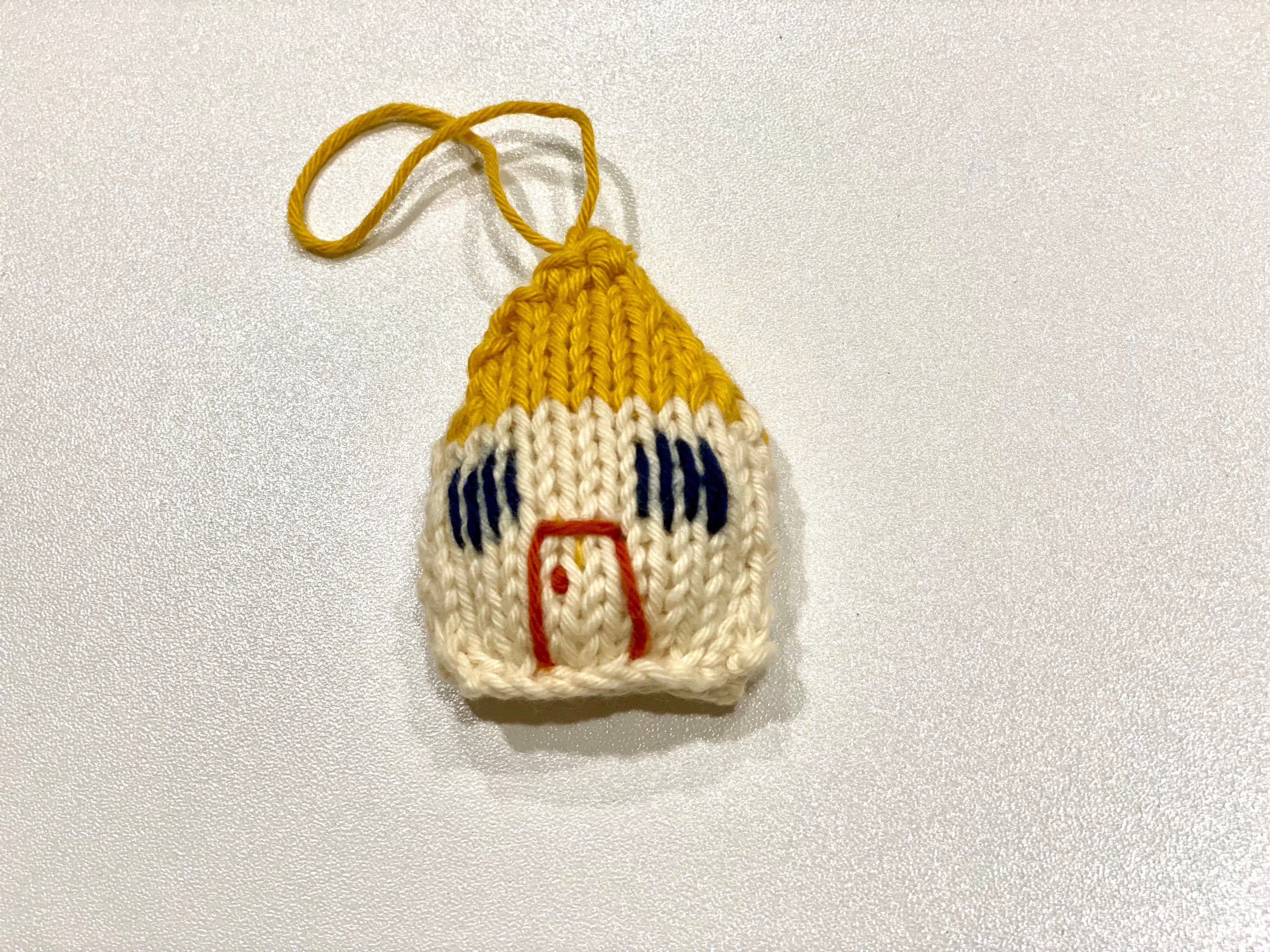 Christmas House Ornament Knitting Pattern