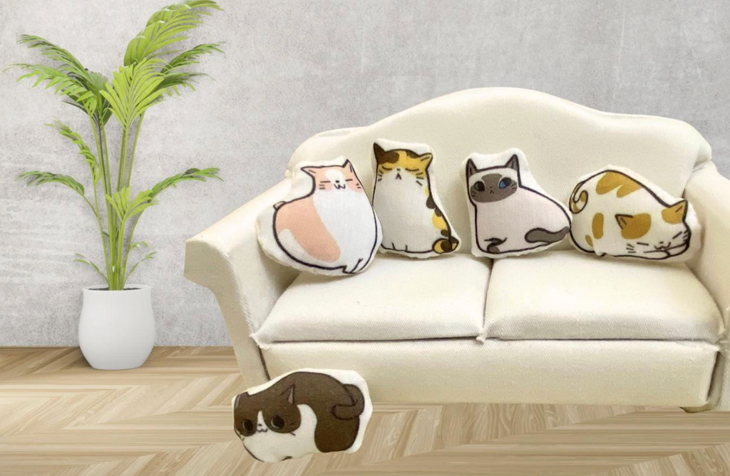 1:12 Scale Miniature Cat Cushion | Handmade Dollhouse Pillow | Mini Furniture Accessory for Dollhouse Decor