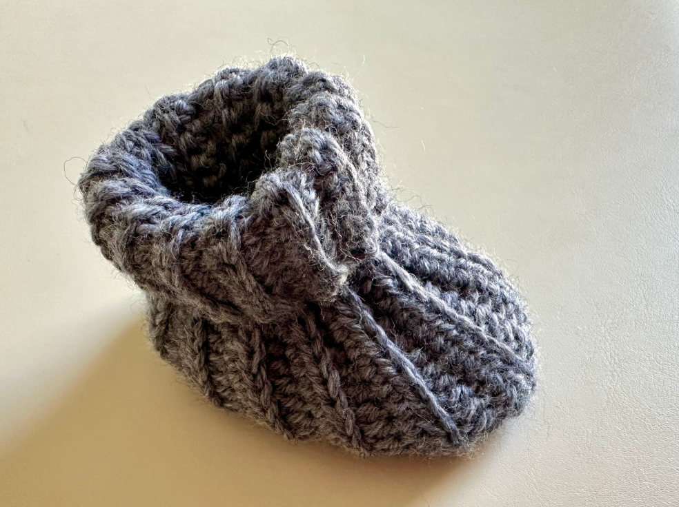 Sweet & Simple Baby Booties – Easy Crochet Pattern for 0-6 months